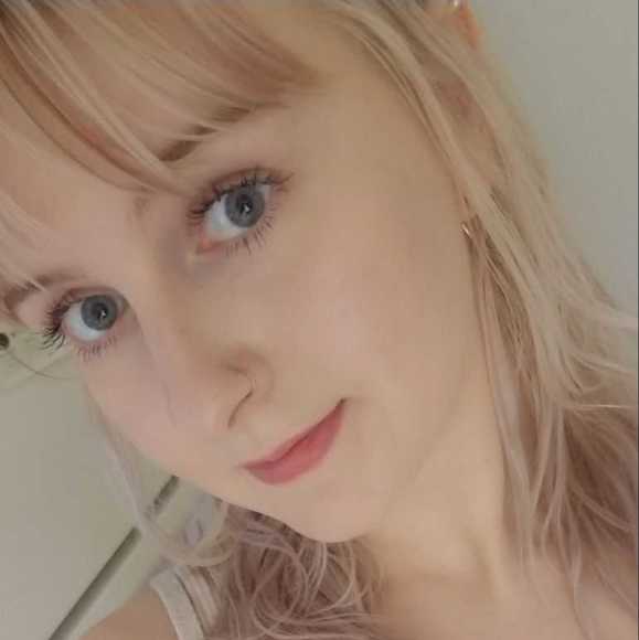 Meet your Posher, Shelby - Picture 1 of 1